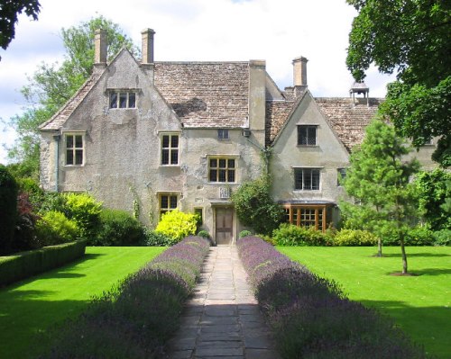 Avebury Manor House