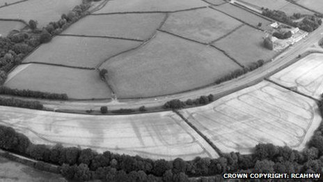 A tip-off from Dr Jeffrey Davies studying coin finds in central Wales led to this discovery of a previously unrecorded Roman fort complex