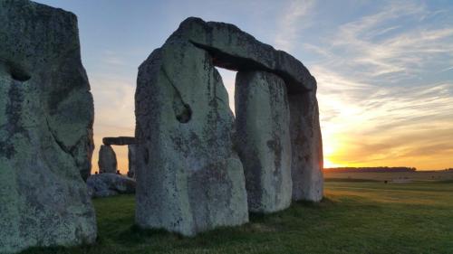 Stonehenge Inner Circle Access Tour